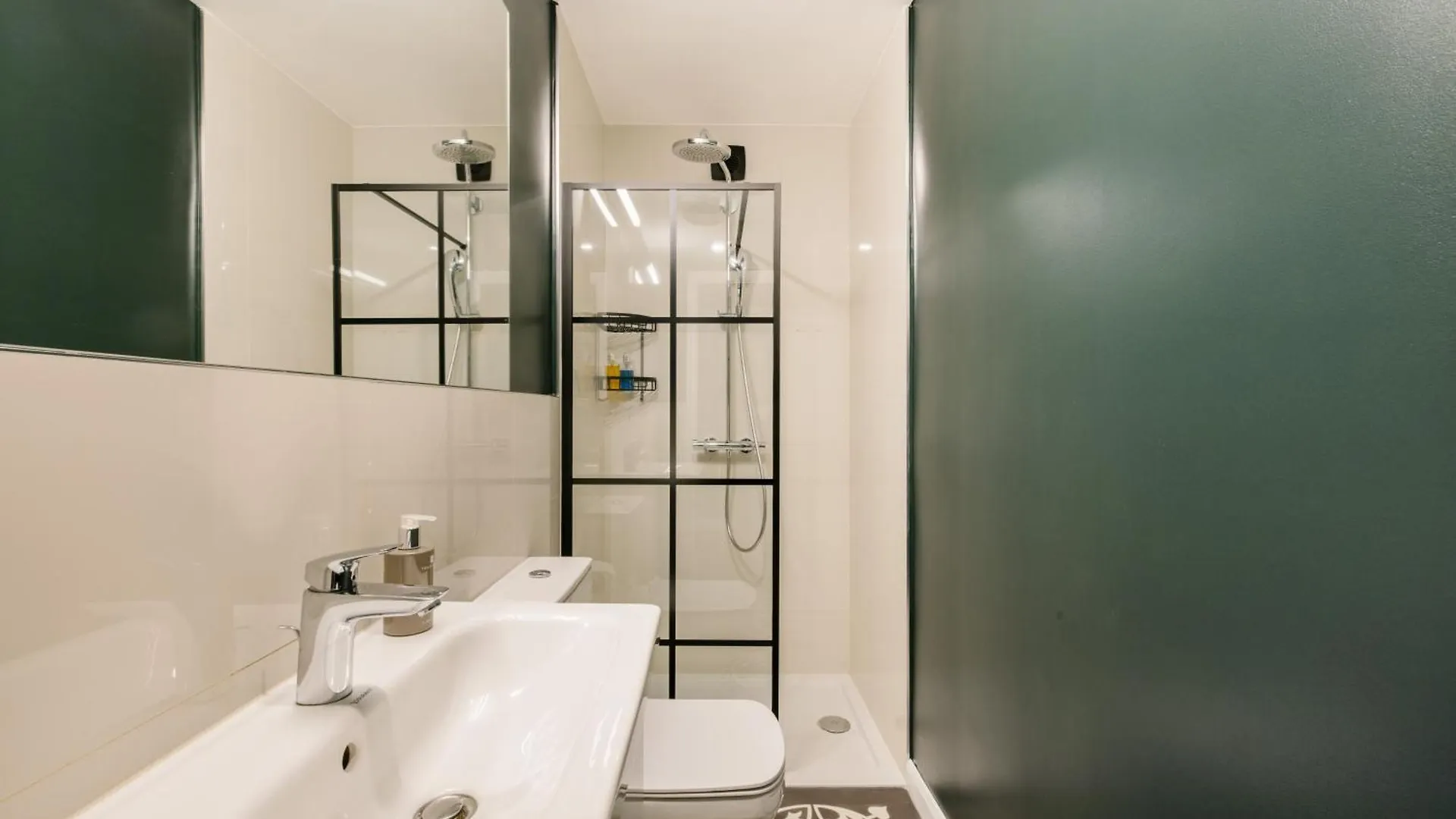 Borough High Street Rooms London